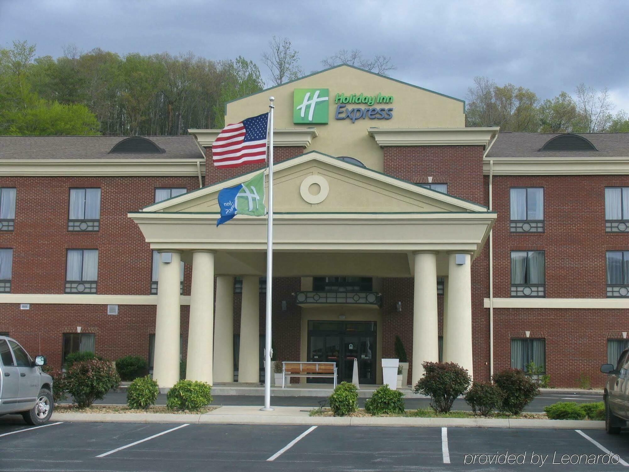 Express By Ihg Hotel Dayton